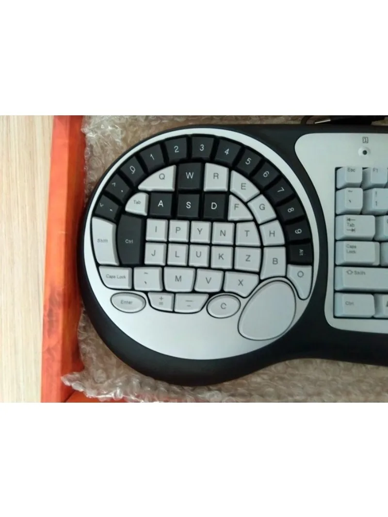 CSメカニカルゲーミングキーボード RGBバックライト アン - Anti-Ghosting Keyboard のレビューと価格